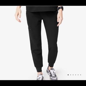 Xl figs zamoras joggers black